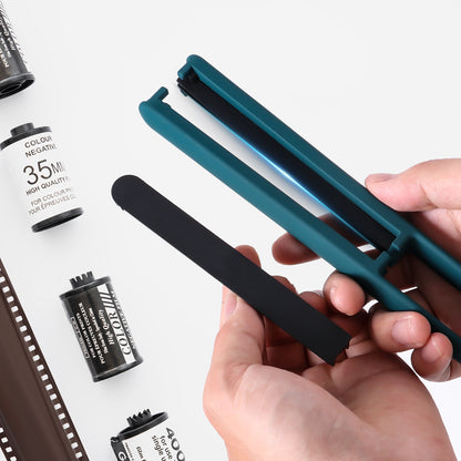 eTone Film Squeegee for 35mm 135 120 4x5 Film, Soft Silicone Blades, Streak-Free Wiping Negative Film Blue Green